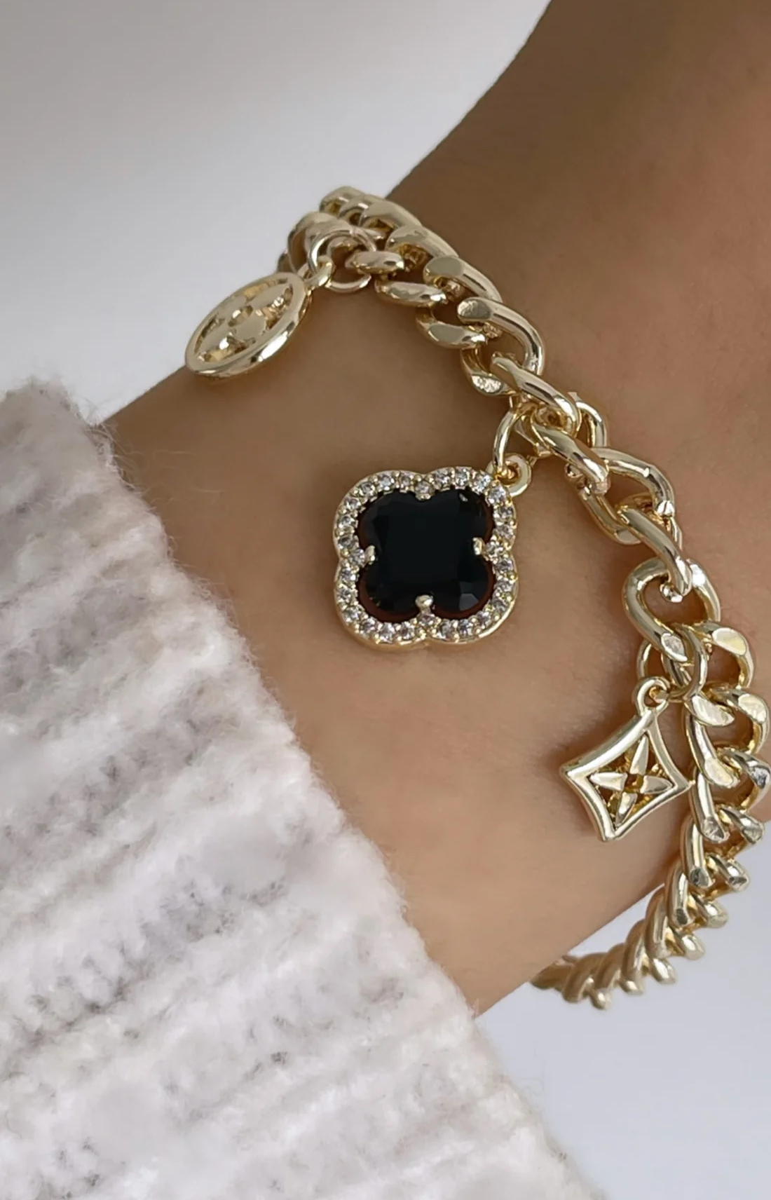 Delicate Black Clover Bracelet